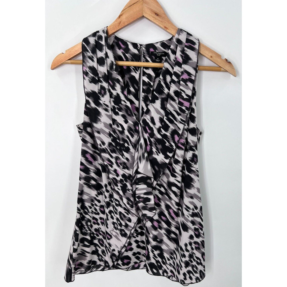 Ann Taylor Silk Abstract Ruffled V-Neck Sleeveless Blouse Black White Women's 4